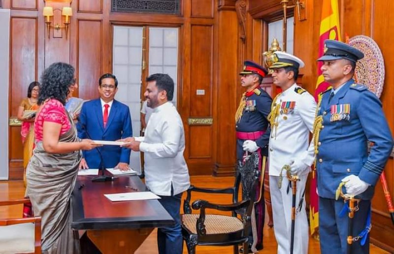 3 member Cabinet of Ministers was sworn-in before  the Prez