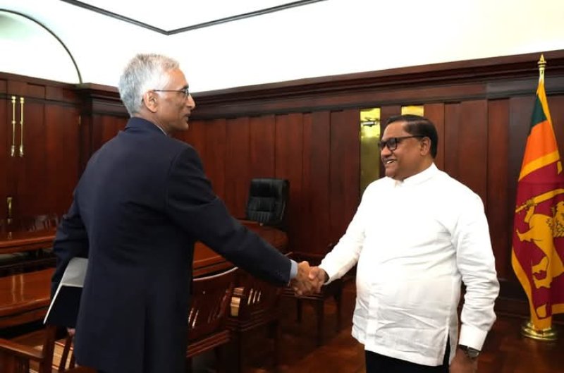 Minister Herath meets Executive Director of the WB group 