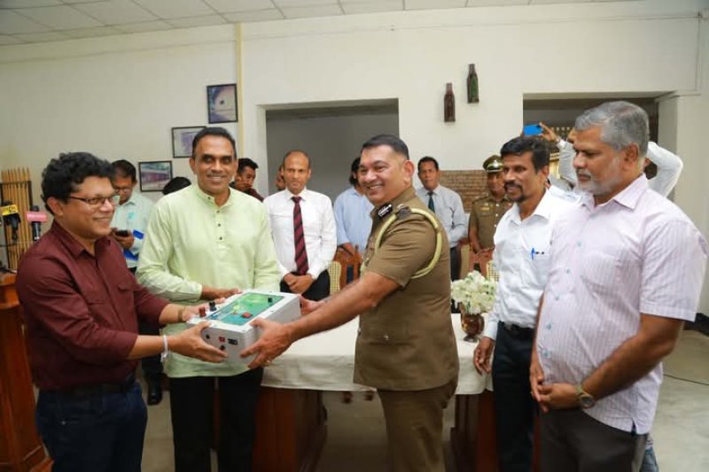 Elephant Trap System Develops with Scientific Approach
