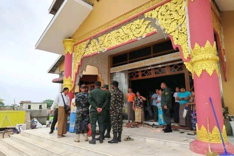 SL Tri-Service Troops Commence Relief activities in Myanmar 