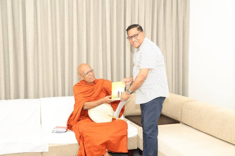 Chief Prelates Appeal for Peace Between Thailand &amp; Cambodia