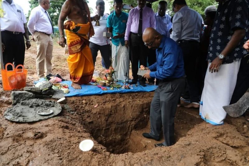 Construction of Jaffna dstrict&rsquo;s first indoor stadium begins