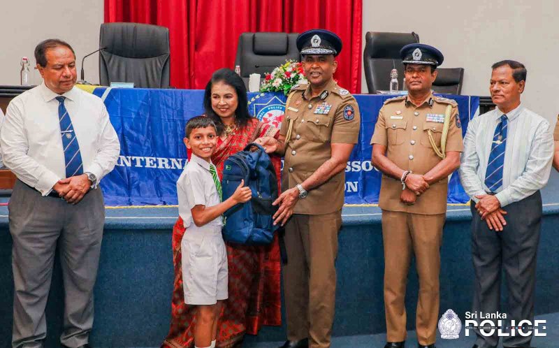 Sri Lankan Winners of International Police Association  World Drawing Competition Honoured