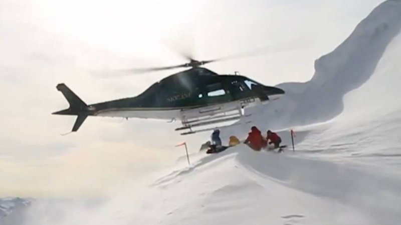 Three dead in ski-helicopter crash in Canada