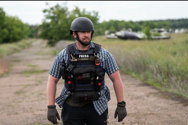 Ukraine: Reuters Safety Adviser Killed 2 Journalists Injured