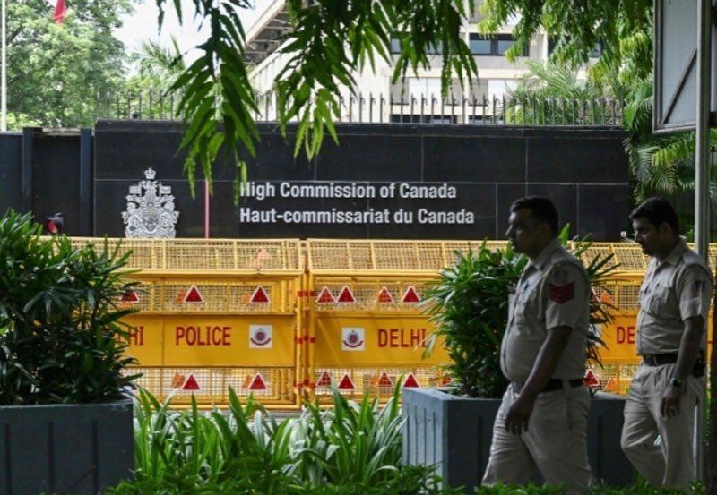 India stops processing visas in Canada