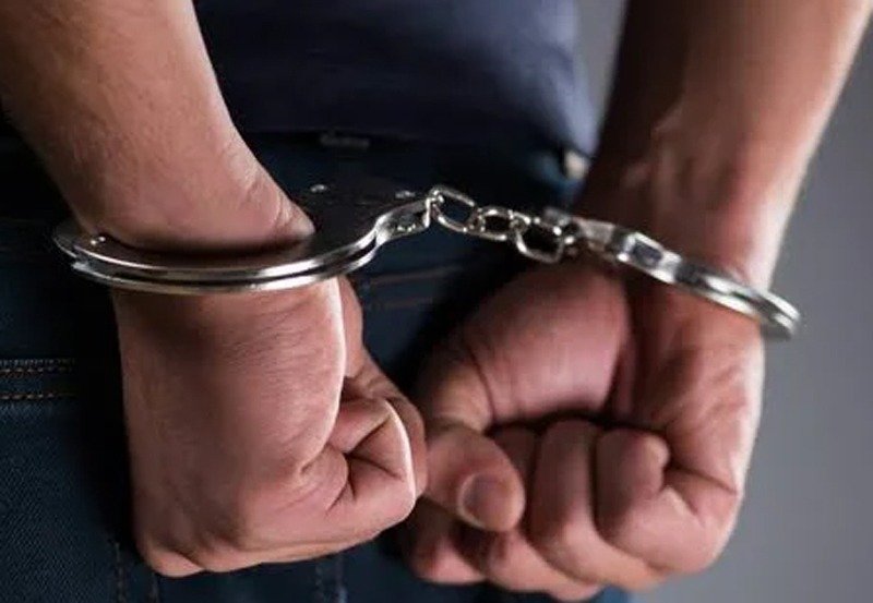 Colombo's prolific thief nabbed:Stolen gold, money recovered