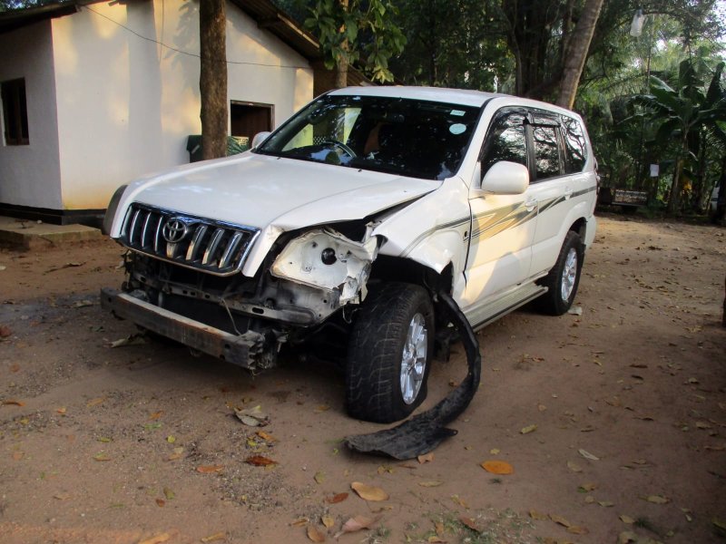 Accident involving MP's vehicle leaves individual injured