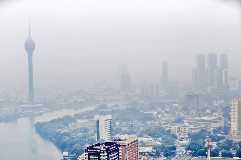 Air Quality in Sri Lanka  at Unhealthy Level