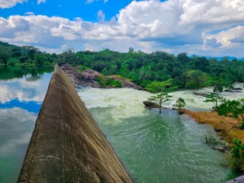 Heavy Rain May Open All Sluice Gates at Senanayake Reservoir