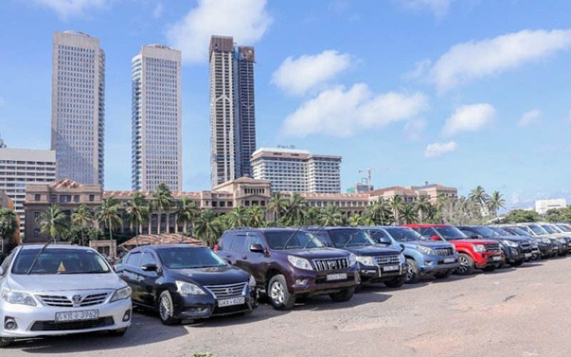 Luxury vehicle auction at the President's office begins