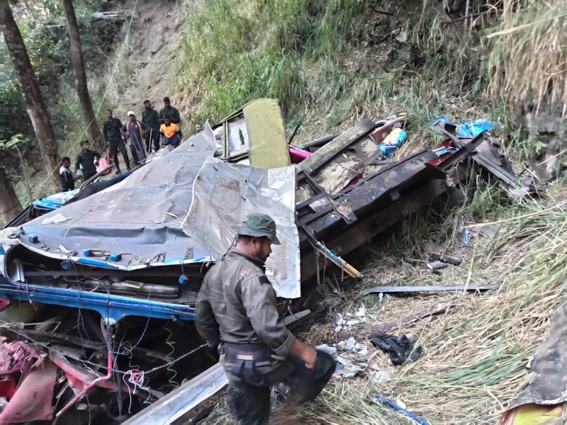 Ella-Wellawaya bus tragedy caused by driver&rsquo;s negligence 
