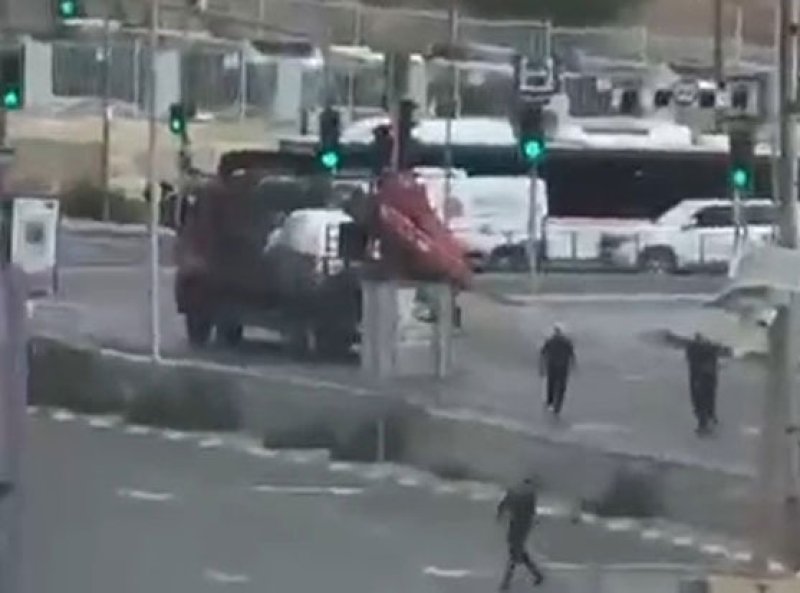 Over dozen wounded in Jerusalem terror shooting