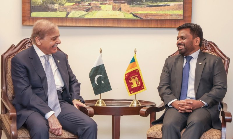 Bilateral Talks between the President and the Pakistani PM