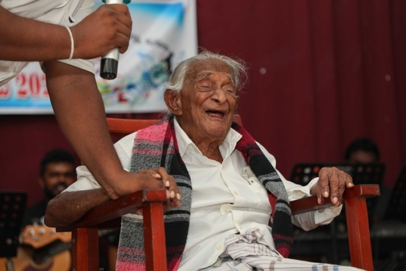 ​Sri Lanka&rsquo;s oldest living male recognized in Galle
