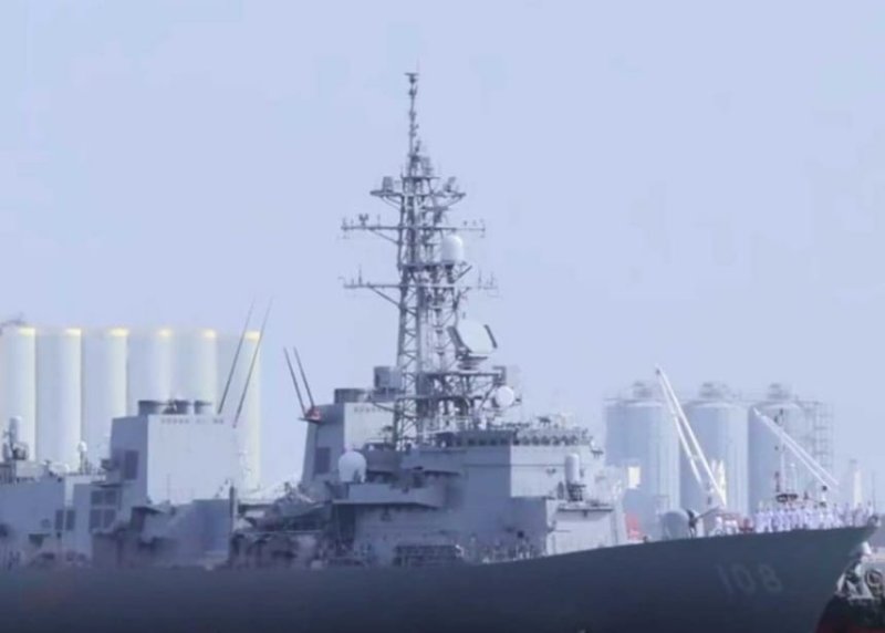 Japan self-defense force destroyer &lsquo;AKEBONO&rsquo; arrives SL