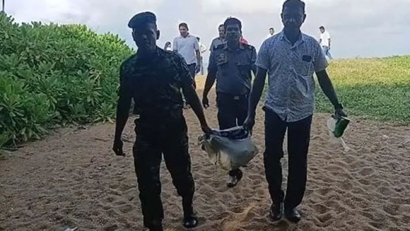 8 parcels of suspected hashish found near Kalutara lagoon