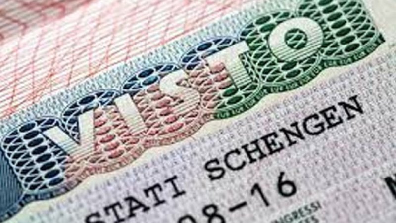 Legally residing Sri Lankans in Italy eligible for passports