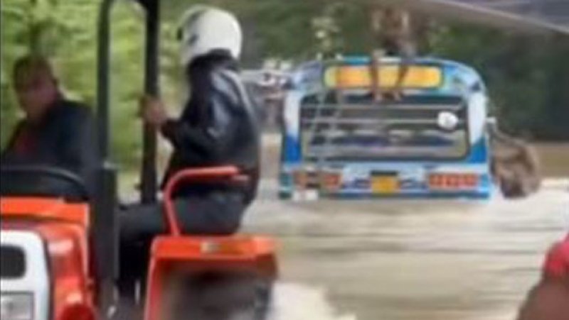 355 dead, 366 missing  due to    flooding and landslide