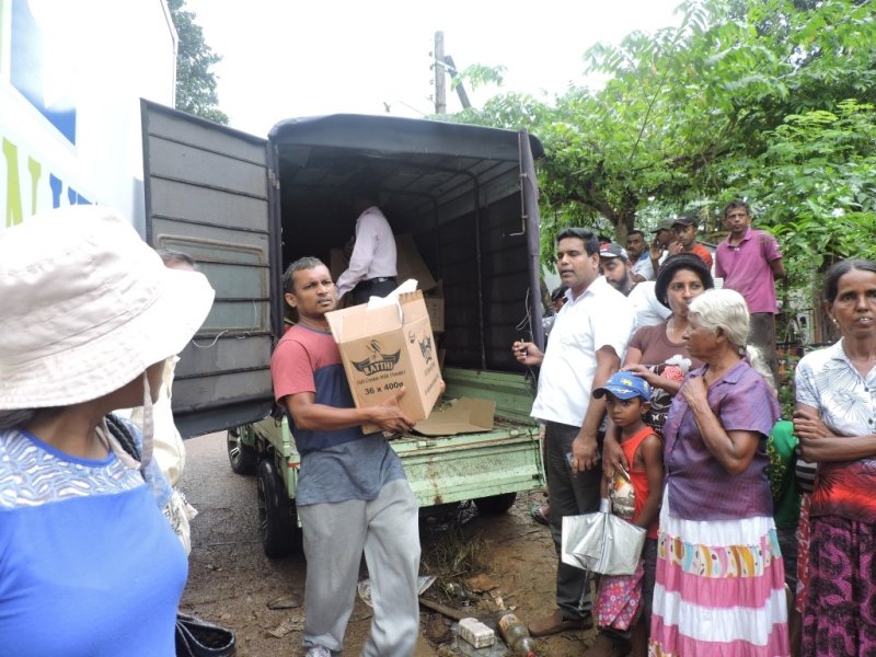Relief efforts disrupted by vehicle congestion, Police say