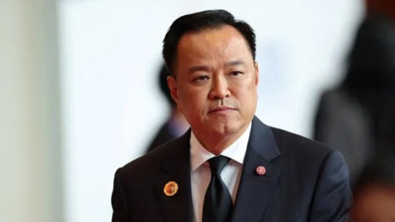 Thai PM dissolves parliament to 'return power to people'