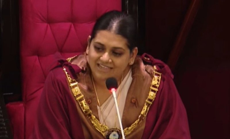 Colombo Mayor slams councillors after budget defeat