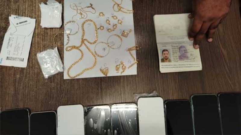 Passenger arrested at Katunayake airport