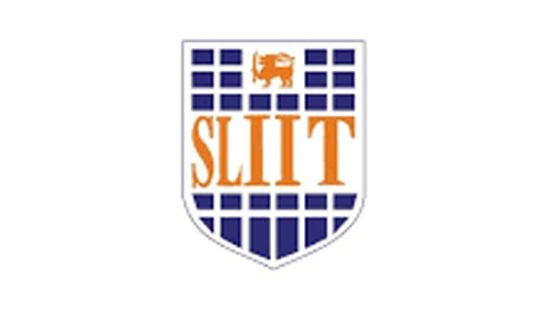 SLIIT donates Rs. 20 million to &lsquo;Rebuilding Sri Lanka&rsquo; fund