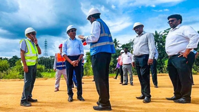Minister urges smooth traffic flow as Central Expressway