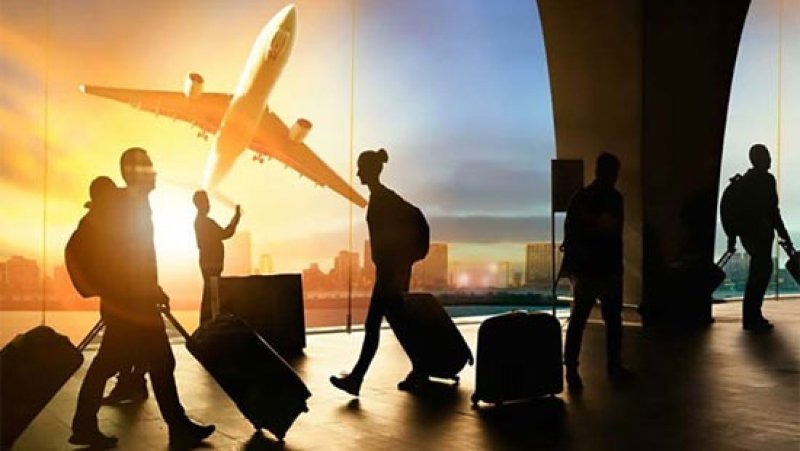 Sri Lanka earns US$11B from foreign employment and tourism