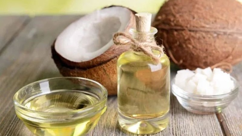 Coconut oil prices rise by Rs. 100 within two weeks