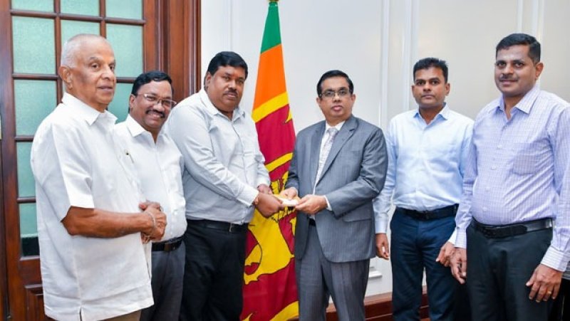 Sri Lanka Jewellers Association donates Rs. 10 million