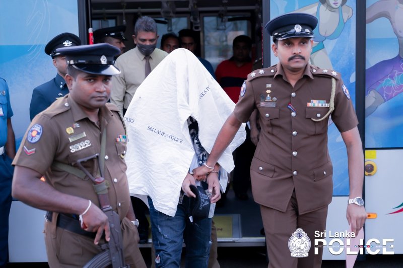Two criminals and woman arrested in Dubai brought to SL
