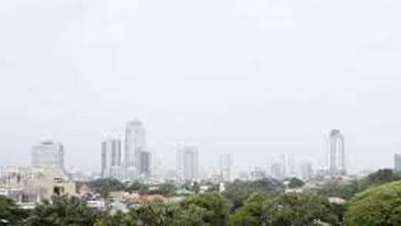 Slightly unhealthy air quality reported in several districts