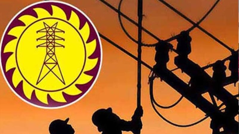 Electricity workers warn of sudden strike over CEB gazette