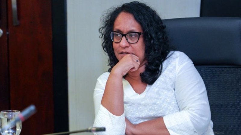 Education Minister stresses modernized teachers