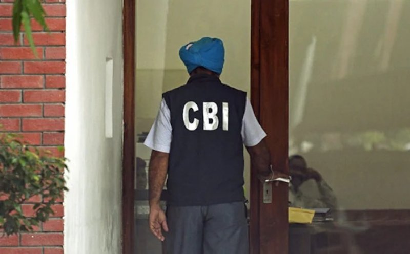 Major crypto scam suspect arrested while fleeing to SL