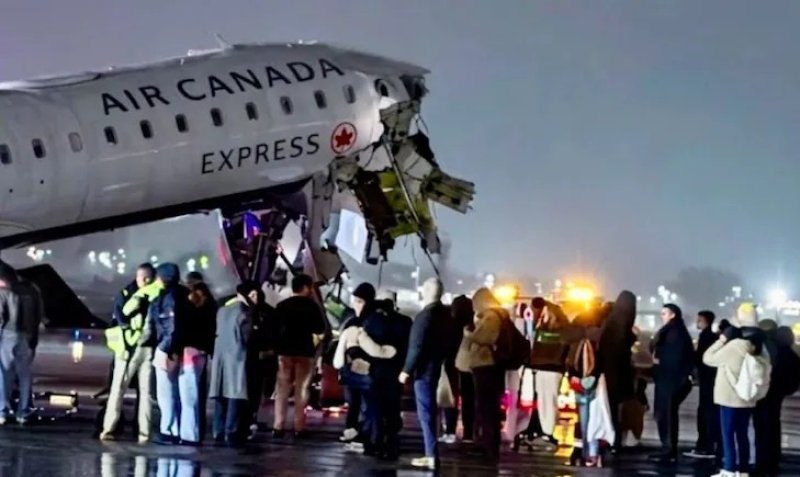 Air Canada Express plane, truck collide on LaGuardia Airport