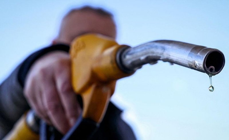 Oil price falls to levels not seen since before Iran war