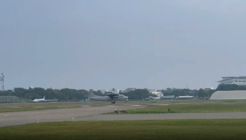 Kite strings force Y-12 aircraft to return