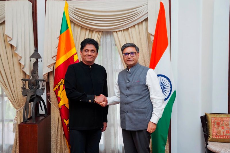 Indian Foreign Secretary meets Opposition Leader 