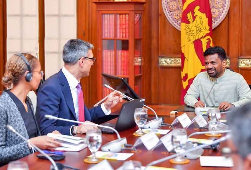 IMF delegation meets President, commend Sri Lanka&rsquo;s economic progress