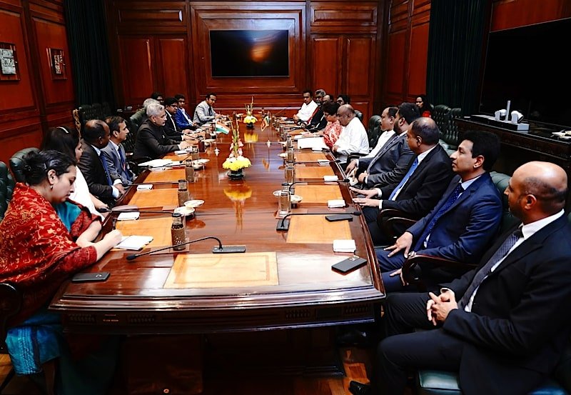 India and Sri Lanka forge stronger ties in bilateral talks