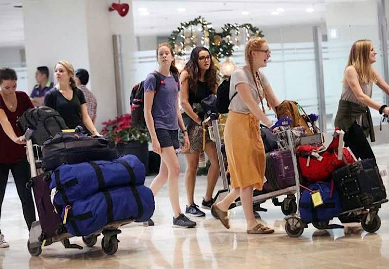 Tourist arrivals in Sri Lanka shows slowdown in April