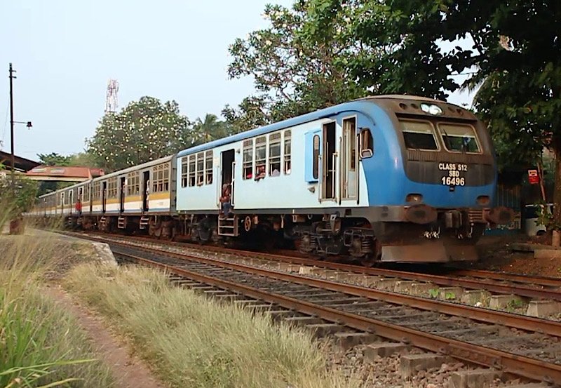 Train breakdown causes disruption on Chilaw Line