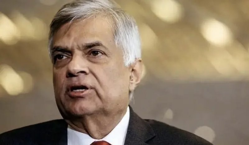 Ranil declines legal action over loss of ex-presidents&rsquo; perk