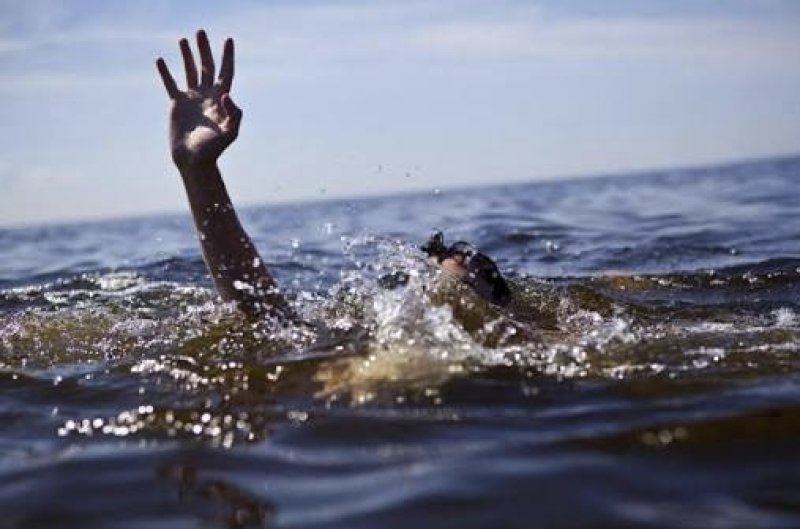 Two youths drown while bathing in Pannai Lagoon, Jaffna