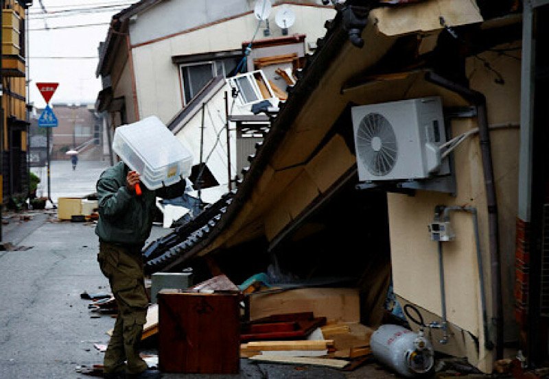 Japan earthquake death toll exceeds 100