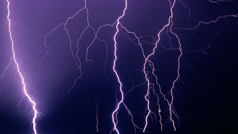 Amber Warning issued for Severe Lightning in Several Areas