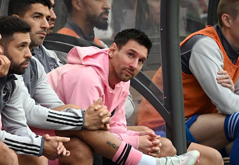 China cancels Argentina tour over Messi absence
